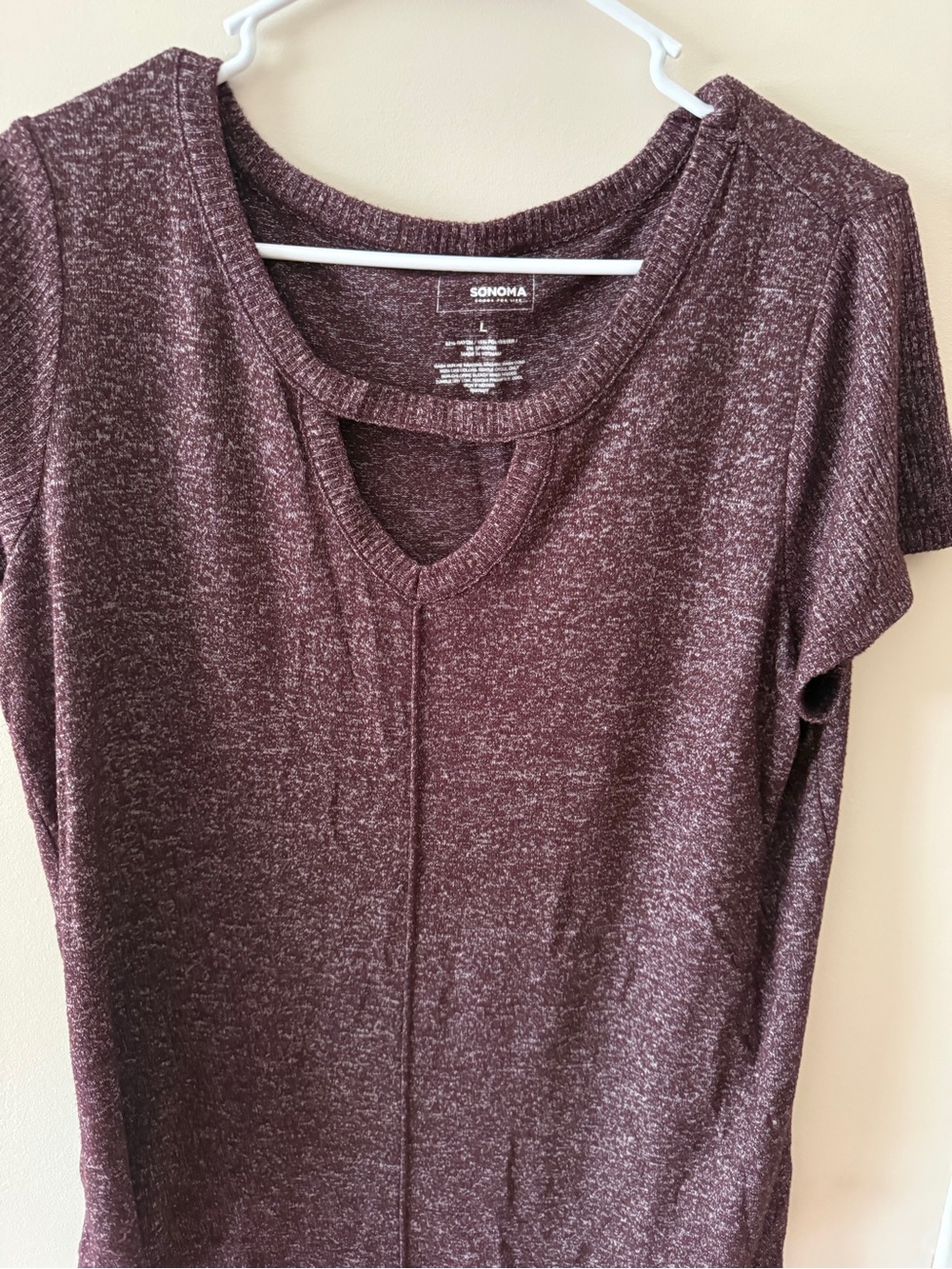 Sonoma Heather Plum Short Sleeve light weight sweater with V-Cut Neckline